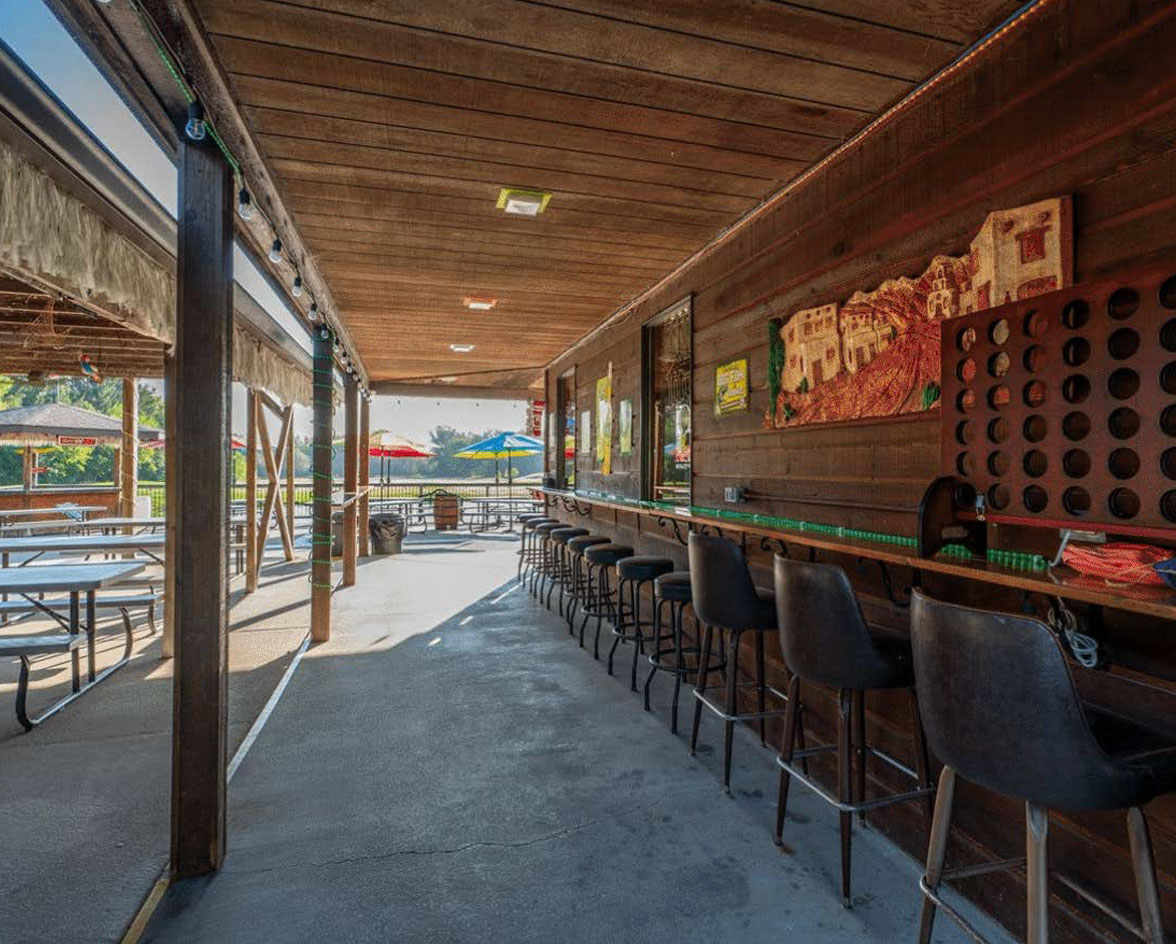 Outdoor patio at Spring Creek Golf Center clubhouse